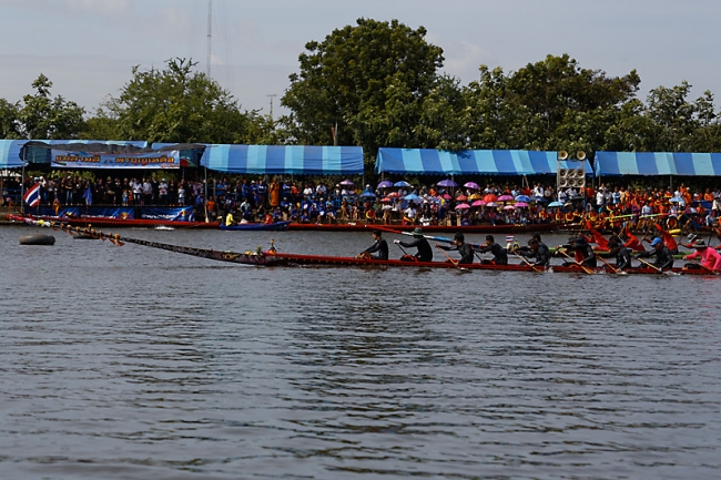 Phimai boat races-2013-035